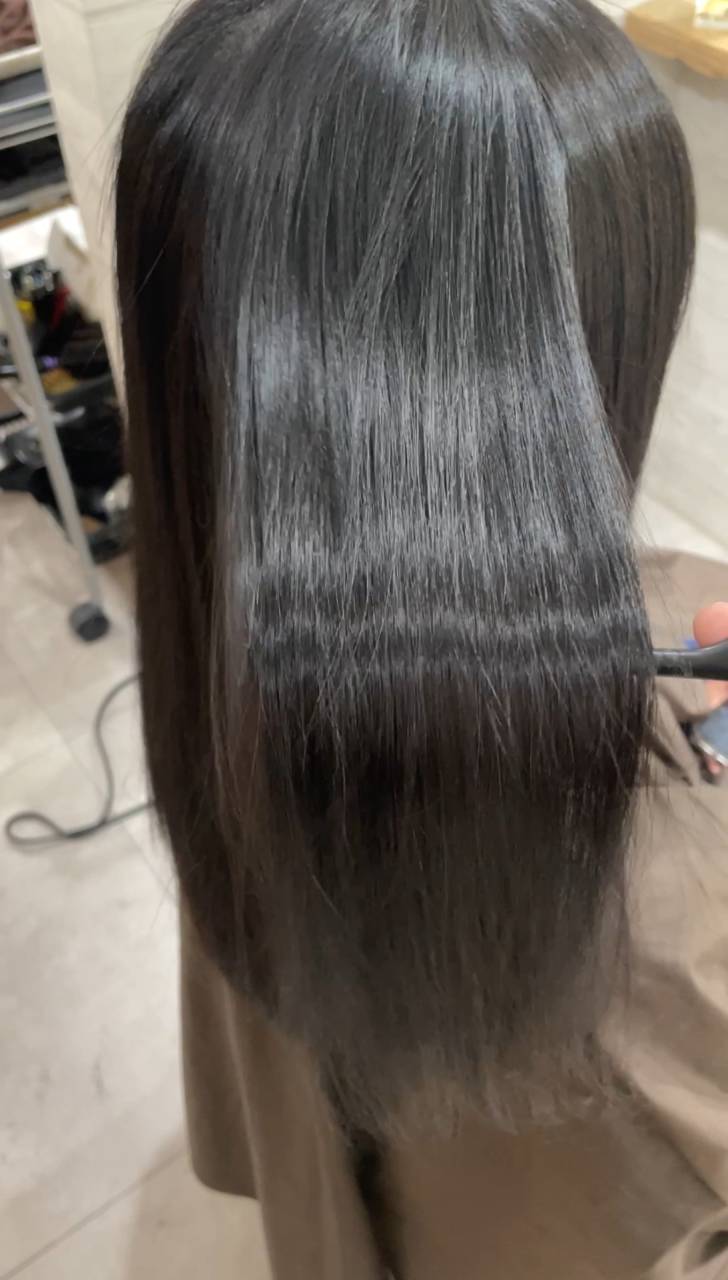 うねり髪も、驚くほど自然に。ANNDERの“コスメストレート”で手に入れるサラサラ髪！自由が丘の美容室ANNDER東京